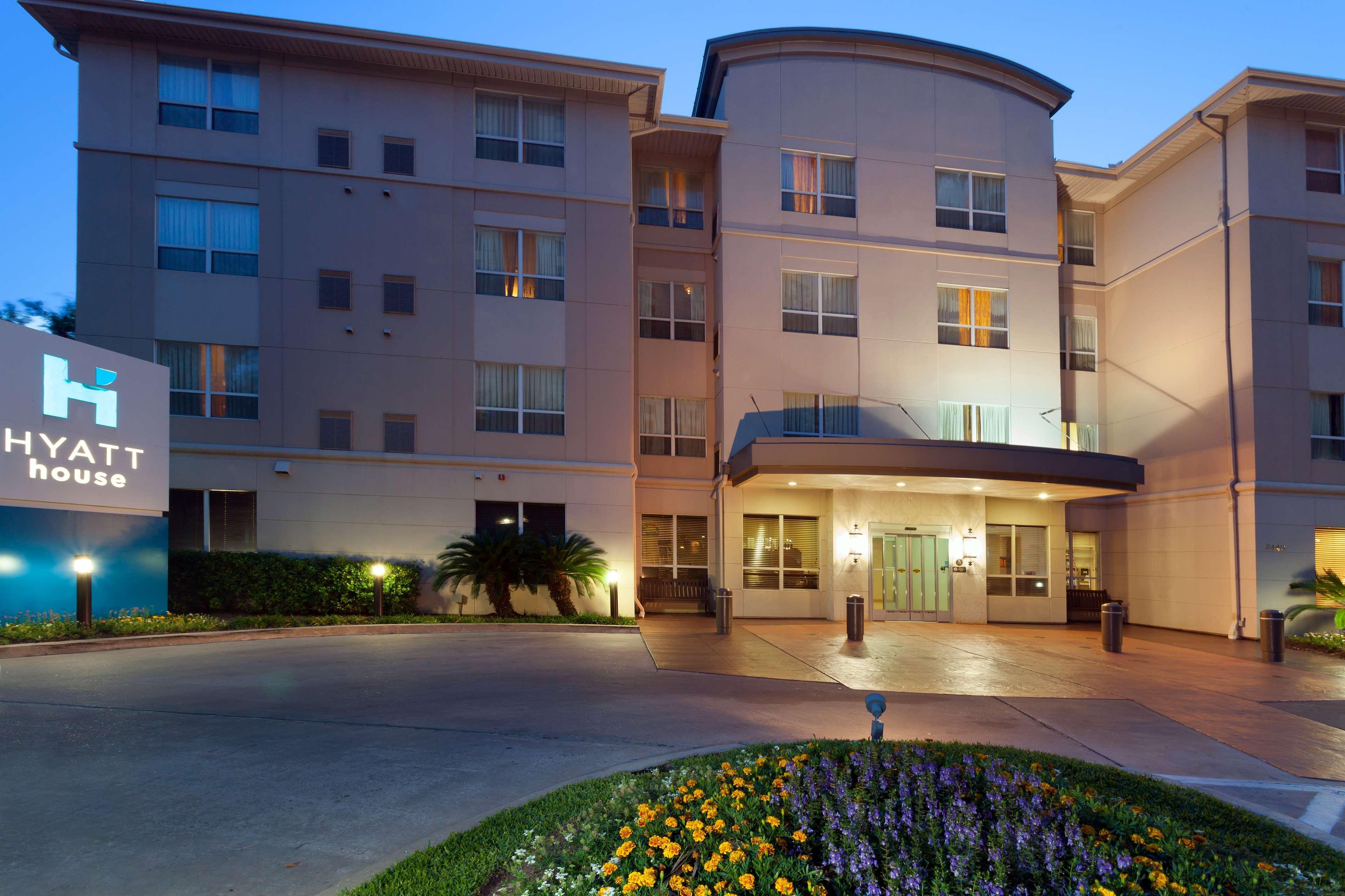 Hyatt House Galleria Hotel 3*
