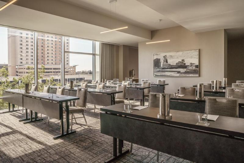 Hyatt House Galleria Hotel 3*