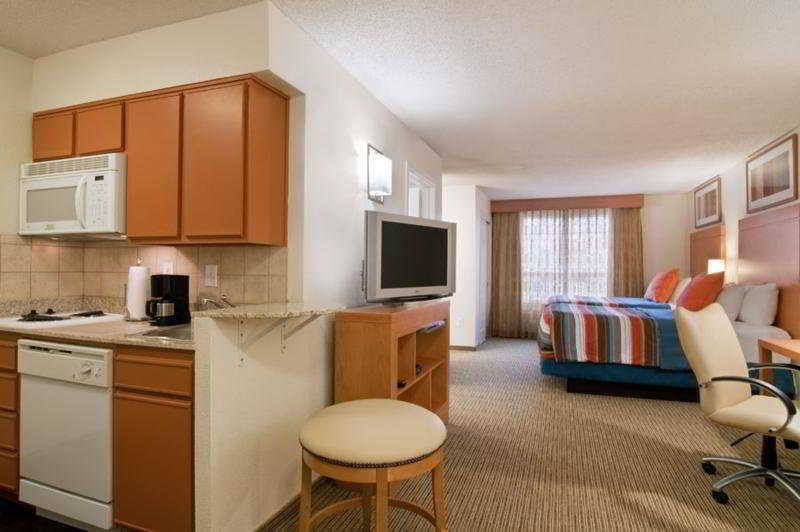 Hyatt House Galleria Hotel