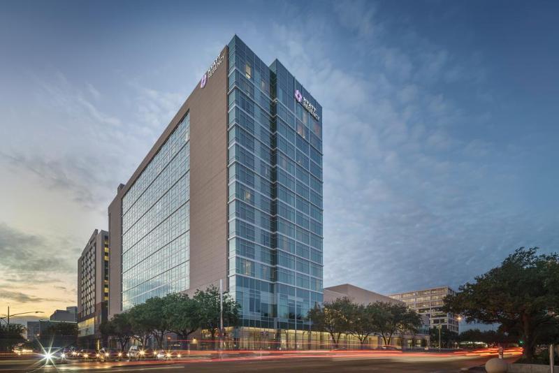 Hyatt House Galleria 3*